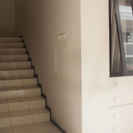 Zen Rooms Grand Hotel Lembang Buitenkant foto